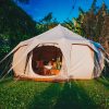 Wycieczka pod namiot z dzieckiem – co warto zabrać ze sobą?