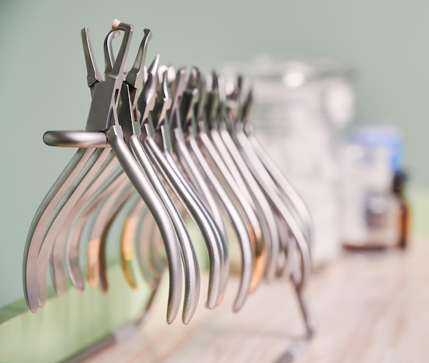 Zalety stosowania rozwieraków stomatologicznych w codziennej praktyce dentystycznej